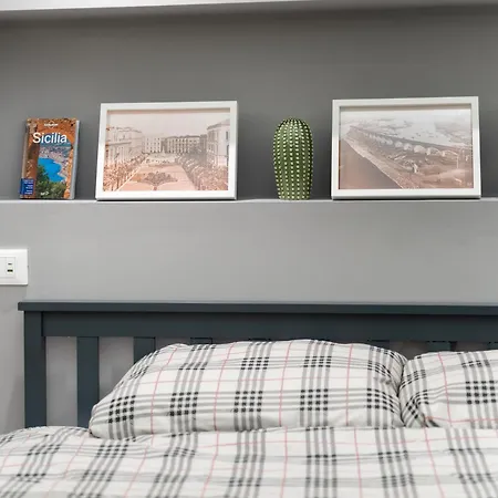 Elephant And Castle - Exclusive Catania